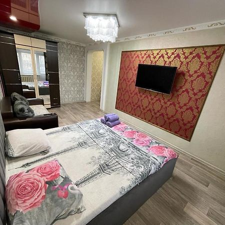 Apartmán Лермонтова 91 Pavlodar Exteriér fotografie